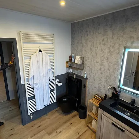 House Of Warm Hearts *