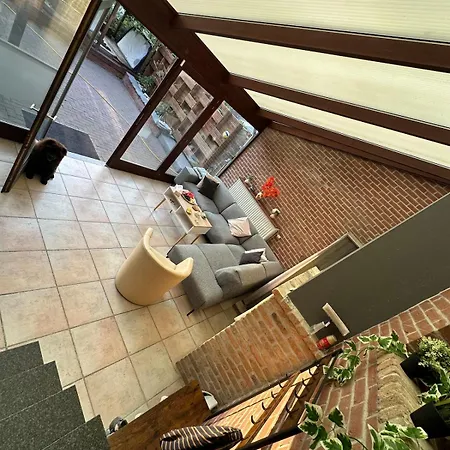 House Of Warm Hearts Villa Tubize