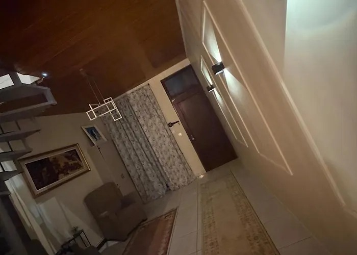 House Of Warm Hearts * Tubize