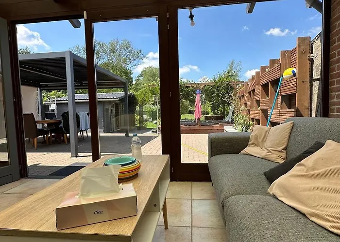 Villa House Of Warm Hearts *