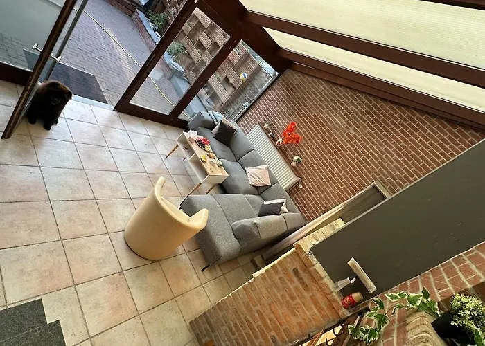 House Of Warm Hearts Villa Tubize